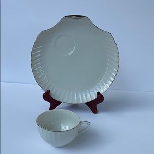 Breakfast shell cups plates china porcelain white